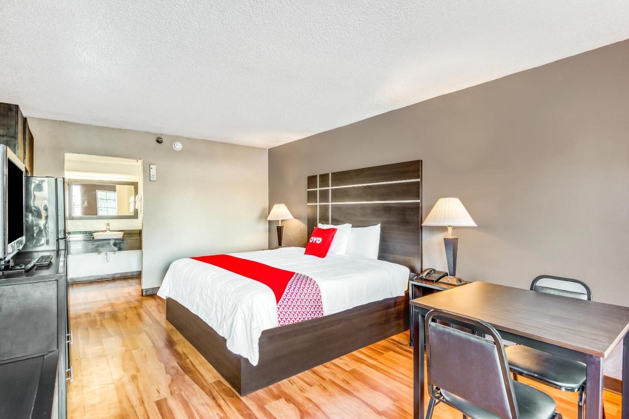 Oyo Hotel Jackson Fairgrounds I-55 Eksteriør billede